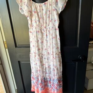 Floral Maxi Dress with Ruffled Sleeves